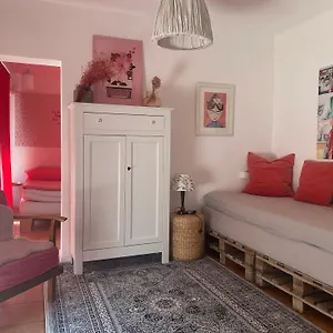  Apartment Wunderschönes Für Bis 2-3 Personen